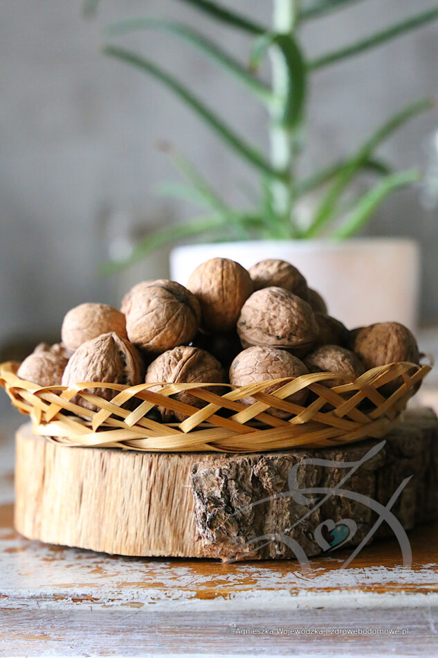 Dlaczego Warto Chrupać Orzechy Włoskie