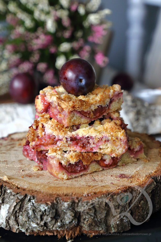 Kruchy Maślany Placek Ze Śliwkami