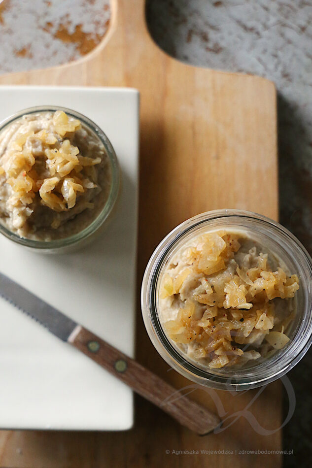 Wegetariański Smalec z Fasoli z Cebulką