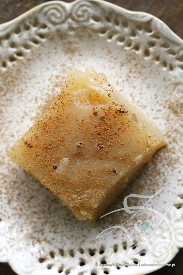 Delikatny Deser z Jabłek z Cynamonem