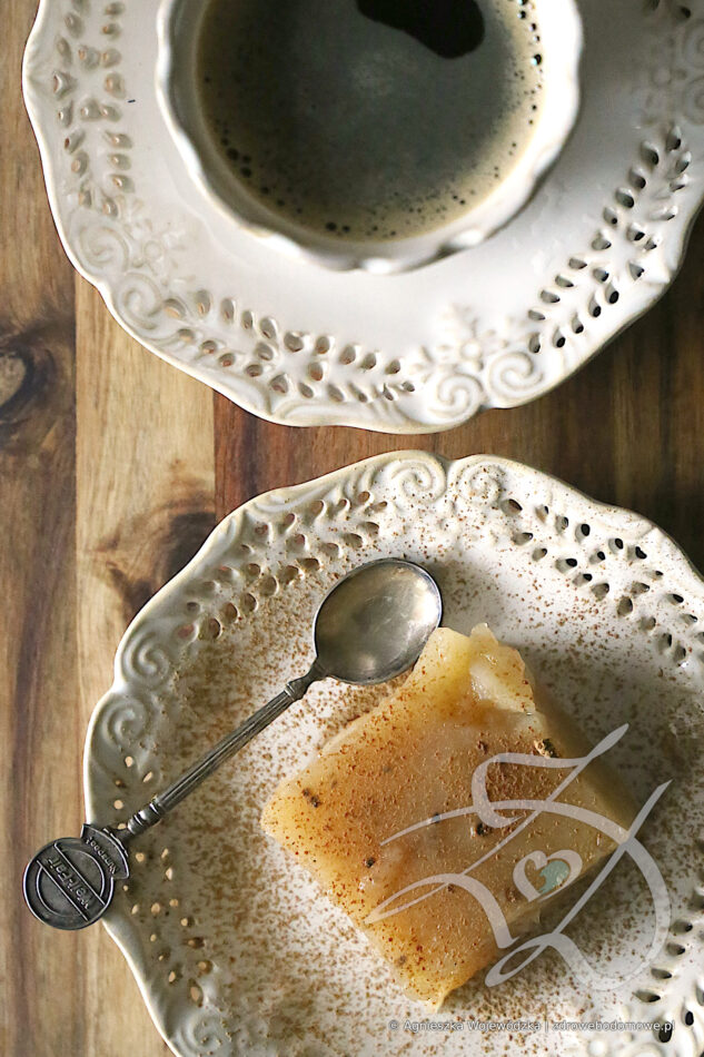 Delikatny Deser z Jabłek z Cynamonem